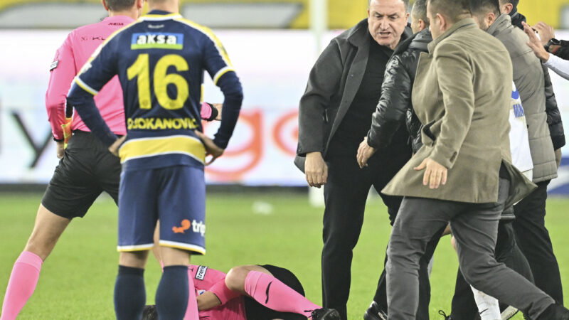 Ankaragücü Kulübü’nden açıklama! MKE Ankaragücü Kulübü, Çaykur Rizespor ile oynadıkları maçın ardından yaşanan
