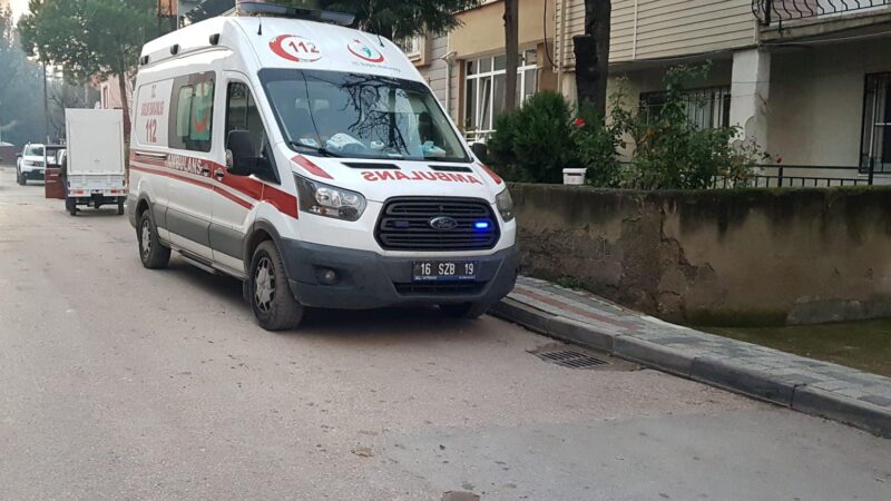 Bursa'nın İnegöl ilçesinde bir kişi evinde ölü bulundu.