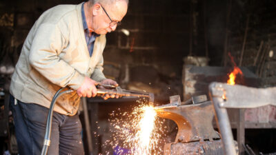Bursa’da 45 yıldır ‘baba mesleği’ni yapıyor! İlçede sadece o kaldı