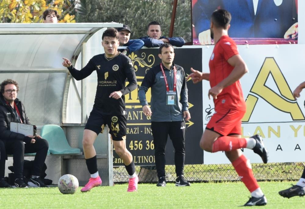Batalla’nın takımı gol olup yağdı! Batalla’nın takımı gol olup yağdı!