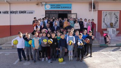 Gürsu’daki okullara spor desteği