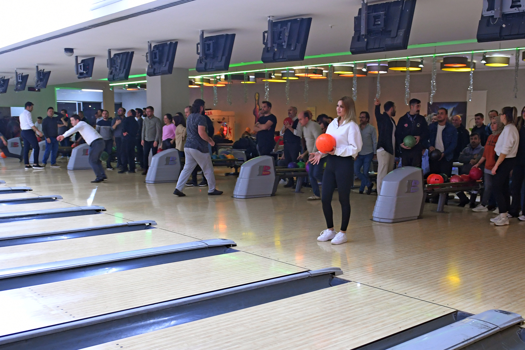 Osmangazi personelinin bowling heyecanı