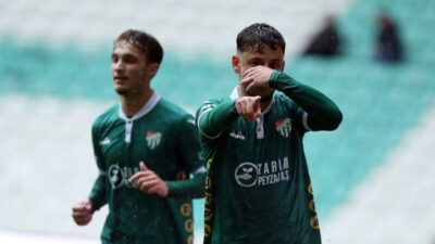 Bursaspor’un yıldız isminin gözü krallıkta!
