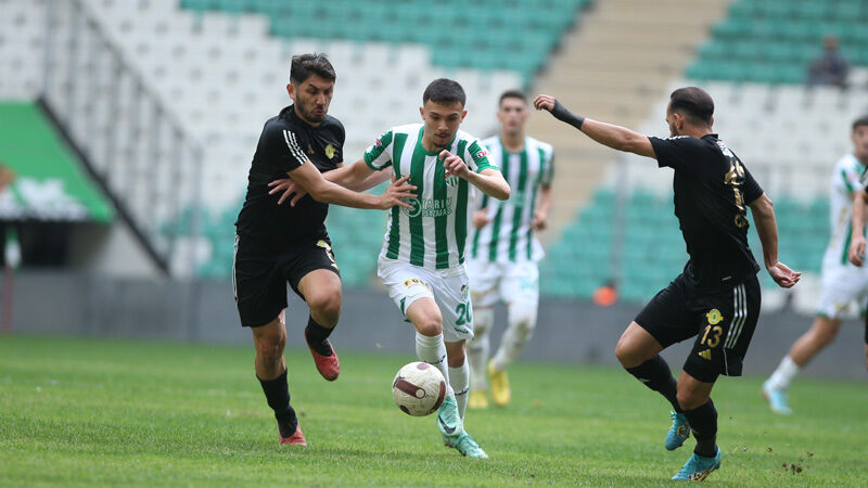 Bursaspor’dan umut veren performans! TFF 2. Lig Beyaz Grup 16. hafta maçında sahasında lider