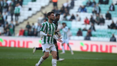 Bursaspor’da kadro dışı kalan Çağatay’a af çıkacak mı?