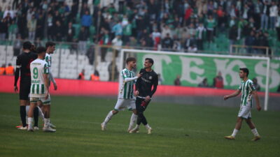 Bursaspor nereye böyle? ‘Maça değil provokatörlüğe gelmiş!’