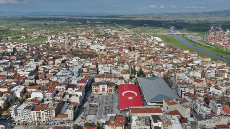 Cumhur İttifakı’ndan yeni Bursa kararı! İşte MHP’ye bırakılan ilçe ve muhtemel aday… Olay Gazetesi Yazarı Ahmet Emin Yılmaz, Cumhur İttifakı'nın Harmancık krizini