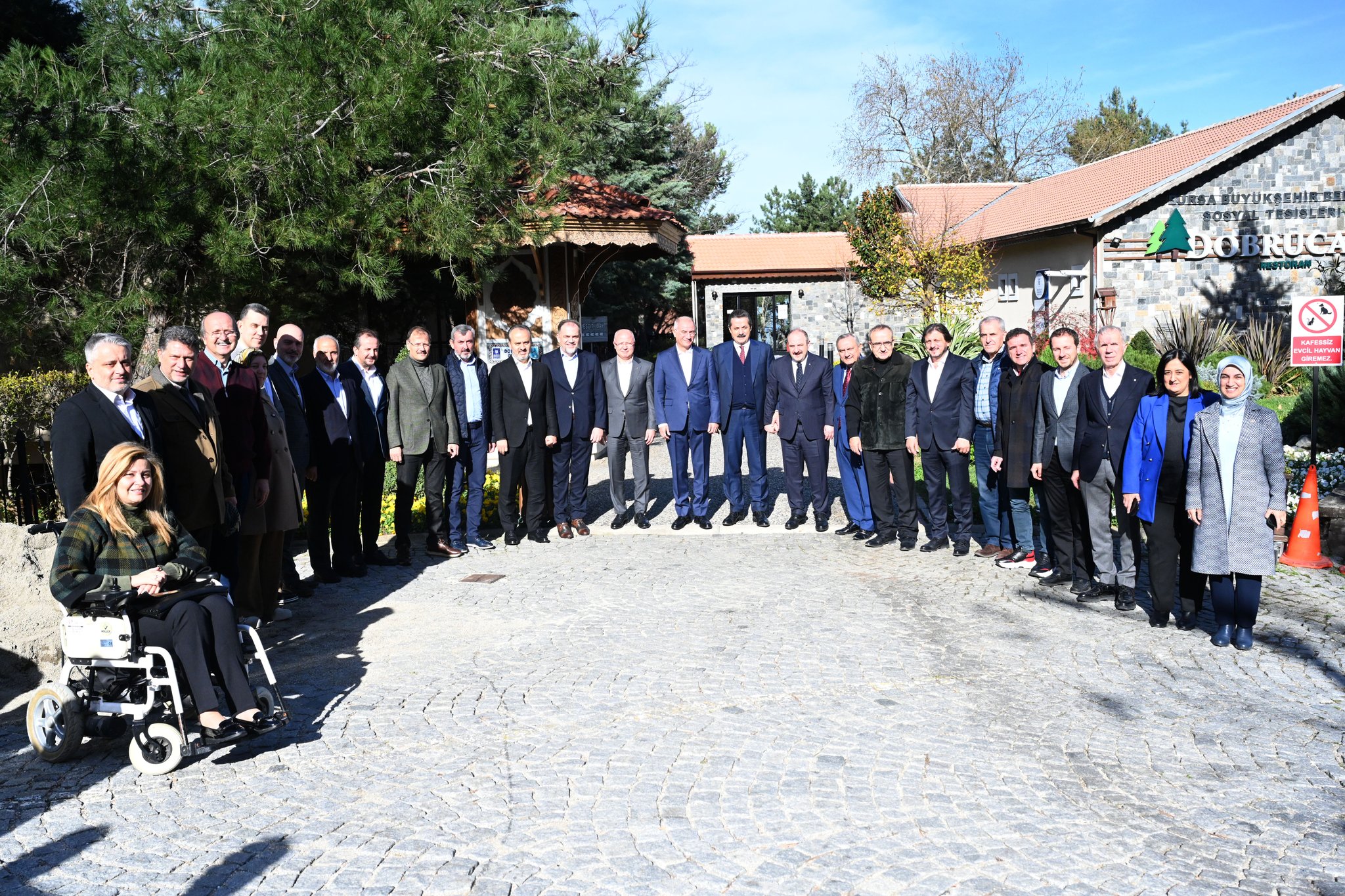 AK Parti Bursa’dan gövde gösterisi AK Parti Bursa’dan gövde gösterisi