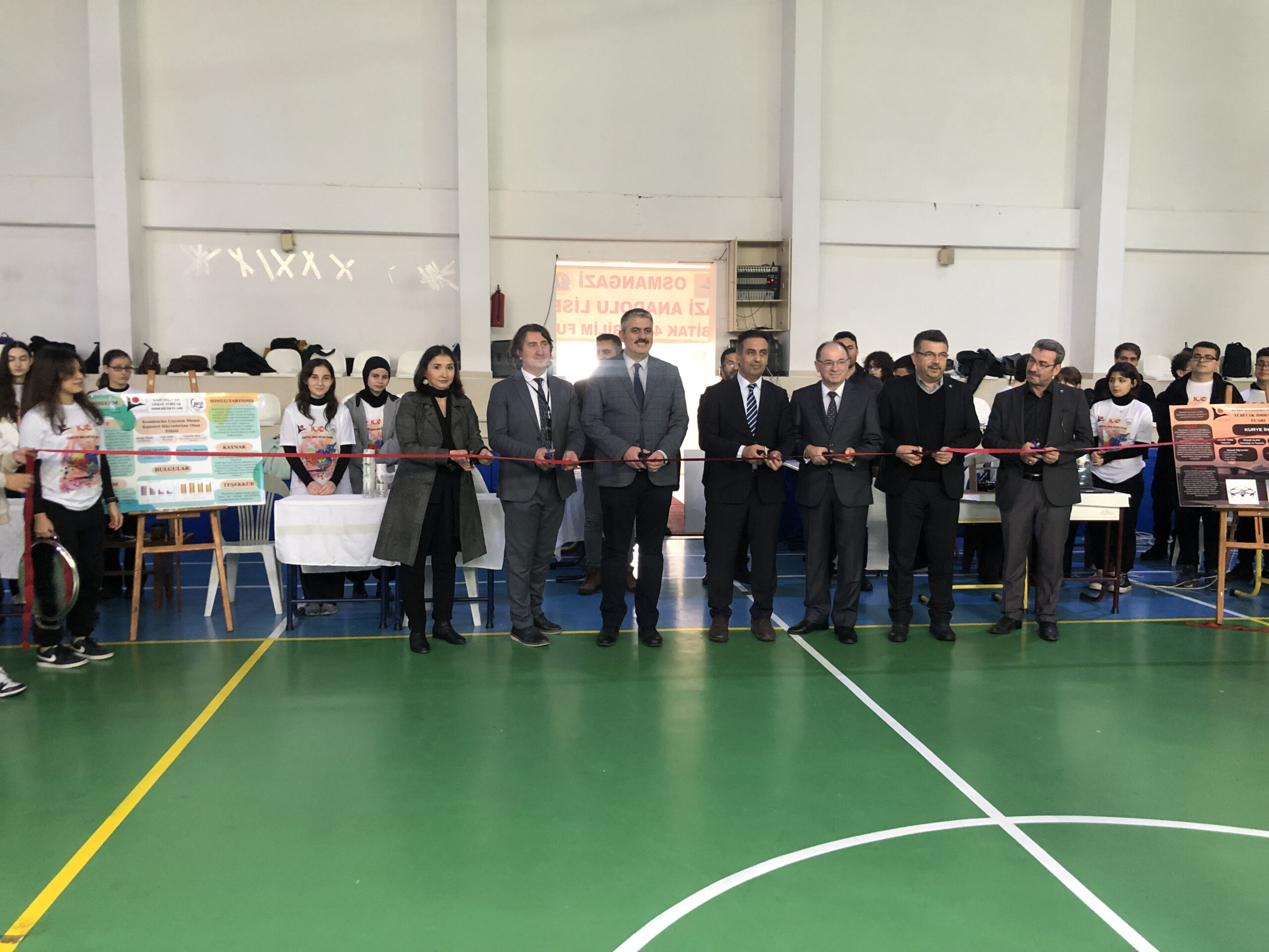 Gazi Anadolu’da TÜBİTAK 4006 gururu Gazi Anadolu’da TÜBİTAK 4006 gururu