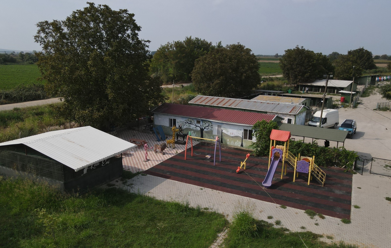 Mustafakemalpaşa Hayvan Barınağı 5 yılda binlerce cana yuva oldu