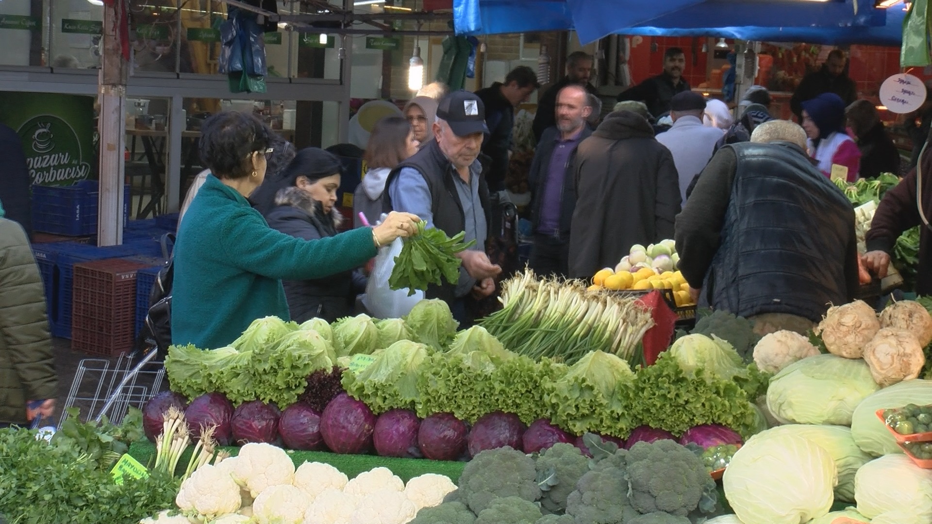 Bursa’da yeni yıl hareketliliği! İşte tezgahlardaki son fiyatlar…