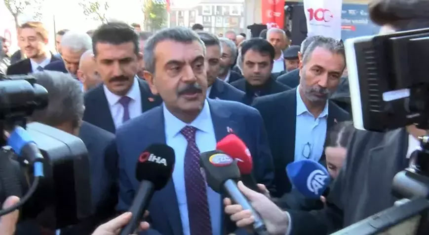 Bakan Tekin’den su giderleriyle ilgili açıklama: Belediyelerle sıkıntı yaşıyoruz