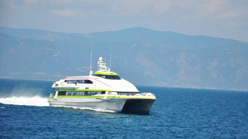 Bursa Büyükşehir Belediyesince İstanbul ile Bursa arasında karşılıklı işletilen deniz