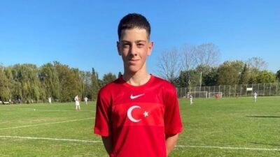 2.Lig’deki Bursa ekibinin gençlerine ‘Süper’ kanca!