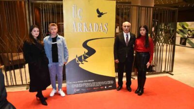 40’ı çocuk olmak üzere 100’ü aşkın oyuncusunun tamamı Yenişehirli olan