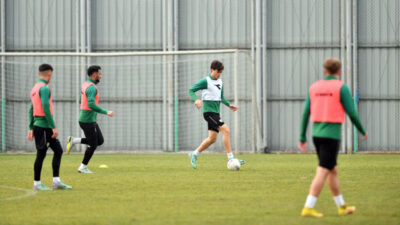 Bursaspor’da Vanspor hazırlıkları başladı