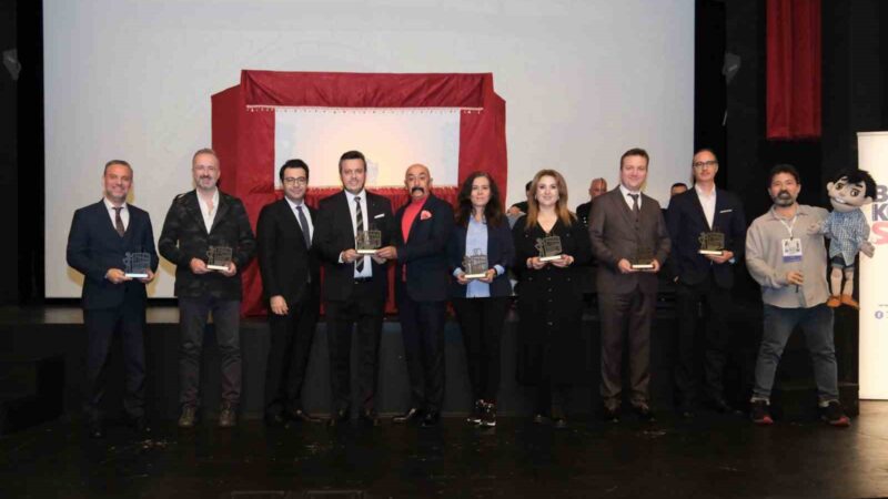 Bursa’da kukla ve gölge oyunu şöleni Bursa Büyükşehir Belediyesi adına Bursa Kültür Sanat ve Turizm Vakfı