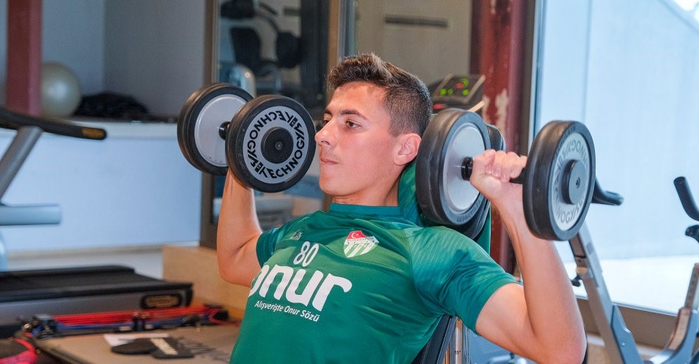 Bursaspor salonda kuvvet çalıştı Bursaspor salonda kuvvet çalıştı