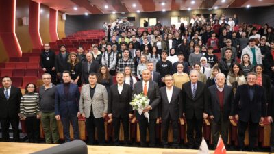 Hüseyin Özdilek’ten Mudanya Üniversitesi öğrencilerine tavsiyeler