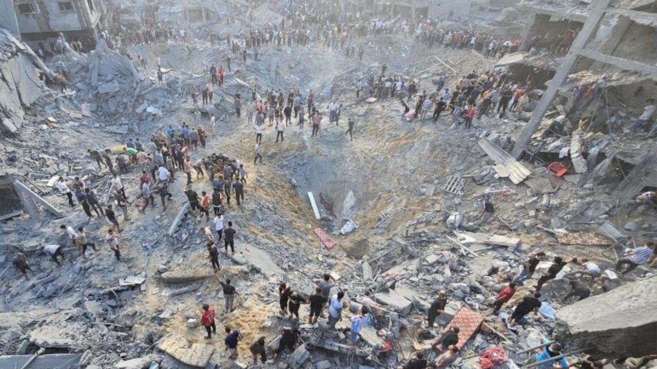 İsrail Cibaliya Mülteci Kampı’nı vurdu: 100’den fazla ölü var İsrail Cibaliya Mülteci Kampı’nı vurdu: 100’den fazla ölü var