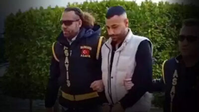 Cinayetten aranıyordu, yakalandığı yer şoke etti