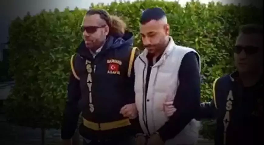 Cinayetten aranıyordu, yakalandığı yer şoke etti