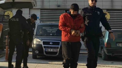 Bursa’da demir çalan hırsızlar yakalandı