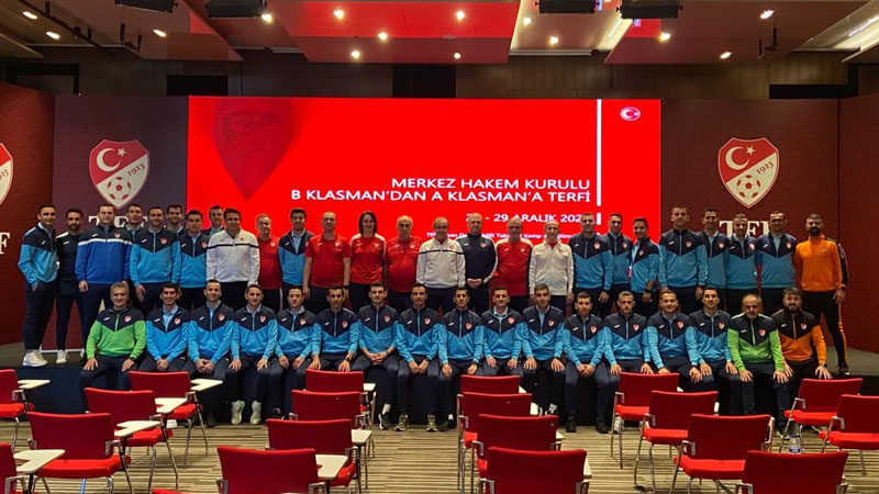 TFF MHK Terfi Kursları’nın ilk etabı tamamlandı TFF Merkez Hakem Kurulu (MHK) Terfi Kursları'nın ilk etabının tamamlandığı