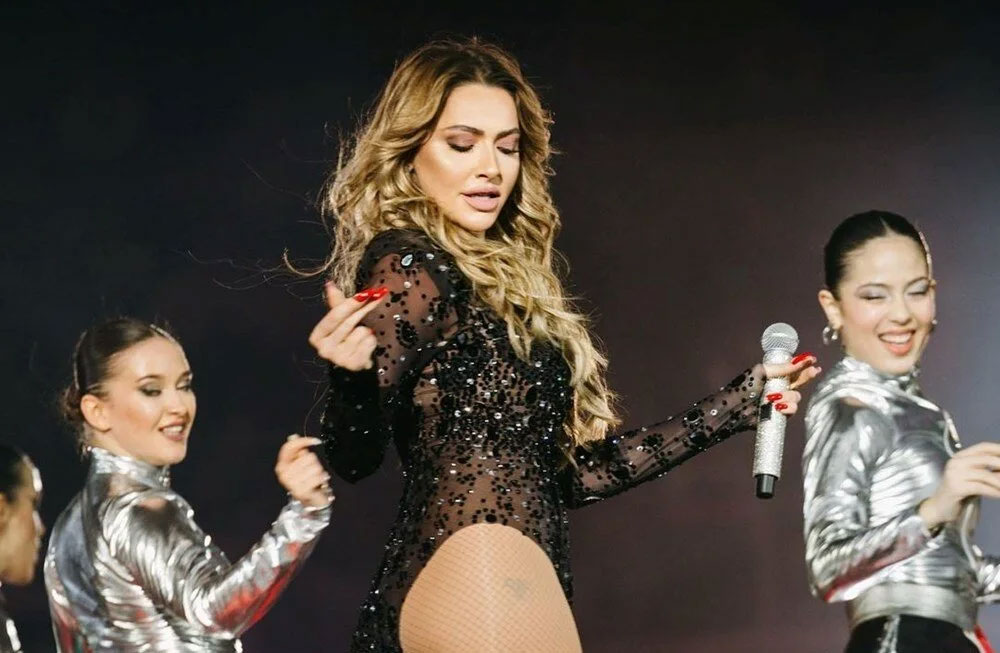 Hadise sessizliğini bozdu: Bu güzel ve başarılı kadınlardan polemik çıkmaz