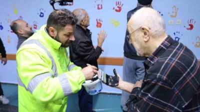 Bursa Büyükşehir Belediyesi Huzurevi, renkli bir etkinliğe ev sahipliği yaptı.