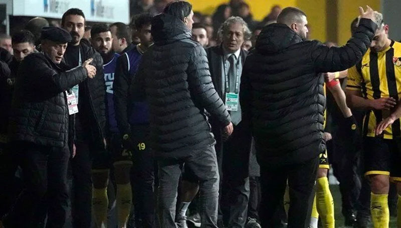 İstanbulspor Başkanı: Küme düşmüşüz sorun değil İstanbulspor Başkanı: Küme düşmüşüz sorun değil