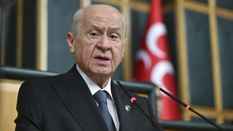 Bahçeli’den Süper Kupa maçının ertelenmesiyle ilgili açıklama MHP Genel Başkanı Bahçeli, "Türk sporunu kirli amaç ve arzularına