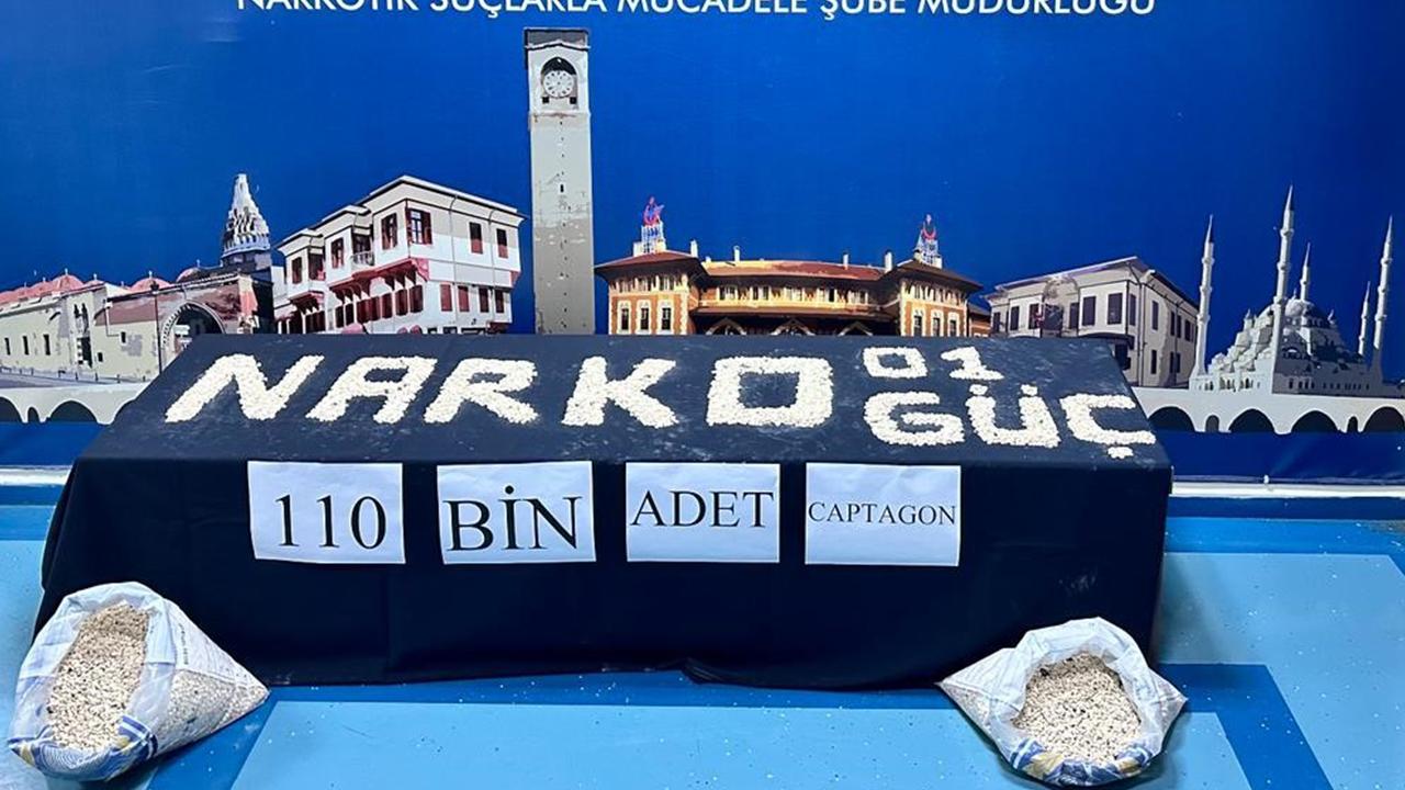 Kargoya verilen kolilerden 110 bin uyuşturucu hap çıktı