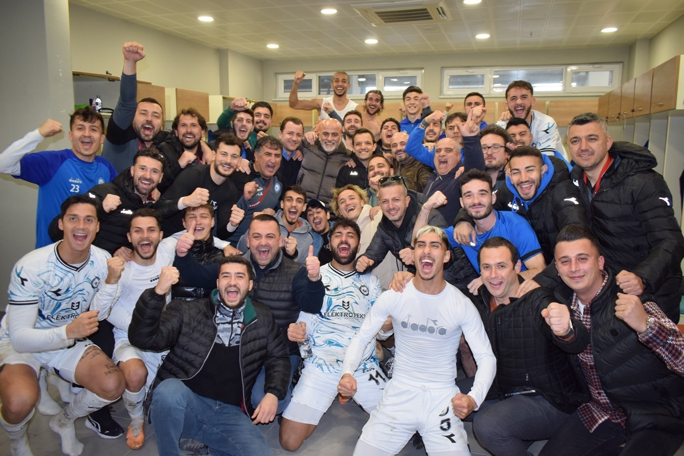 Batalla’nın takımı Nilüfer Belediye FSK’dan 10’da 10 Batalla’nın takımı Nilüfer Belediye FSK’dan 10’da 10