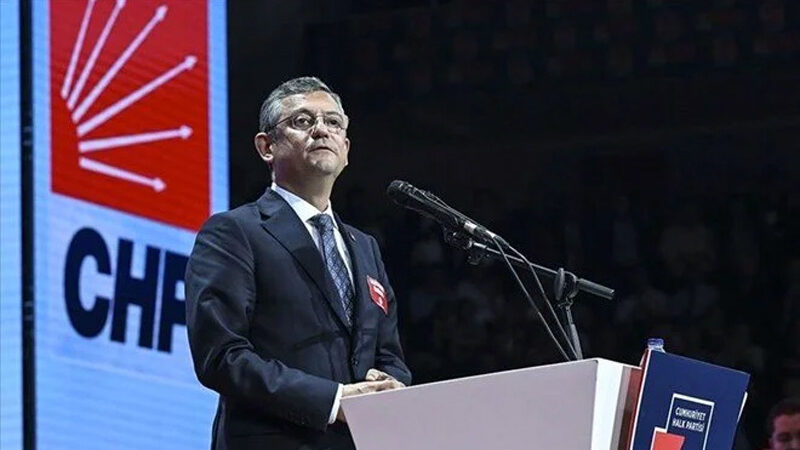 CHP’nin İzmir adayı kim olacak? Özgür Özel’den açıklama CHP’nin İzmir’de mevcut başkan Tunç Soyer’in yerine yeni bir isim