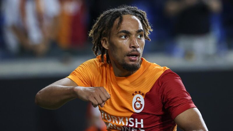 Sacha Boey’e dev talip! Galatasaray'ın Fransız sağ beki Sacha Boey'e Chelsea'nin talip olduğu iddia