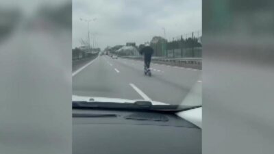 Tehlikeli hız yarışı: 120 kilometre ile araçları solladı