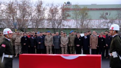 Şehit asker için Şırnak’ta tören