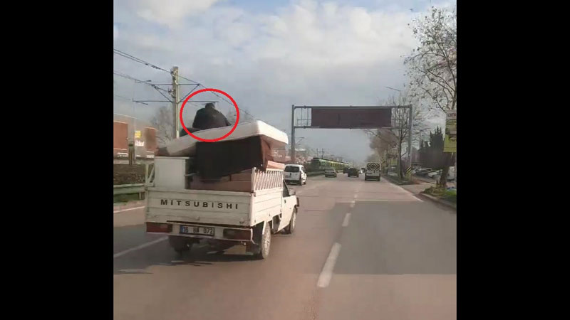 Bursa’da tehlikeli yolculuk kamerada