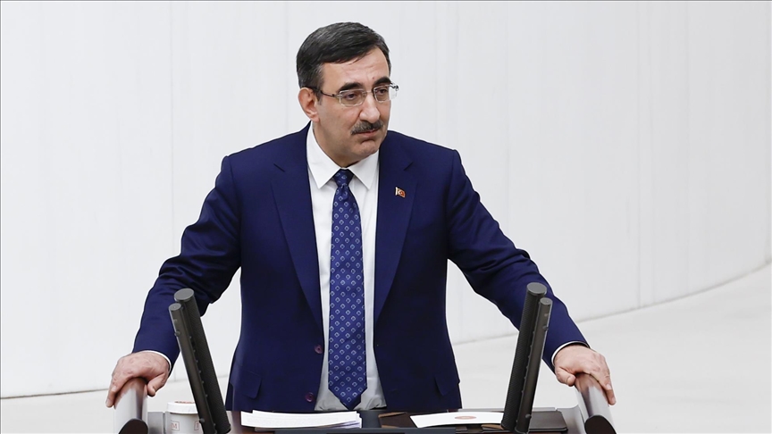 Cumhurbaşkanı Yardımcısı Yılmaz’dan asgari ücret ve emekli maaşı açıklaması