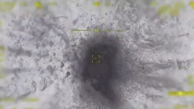 Mehmetçik inlerinde vuruyor