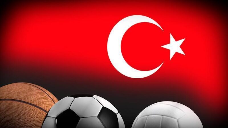 Milli Savunma Bakanlığı, Pençe-Kilit Harekatı bölgesinde 6 askerin şehit olduğunu,