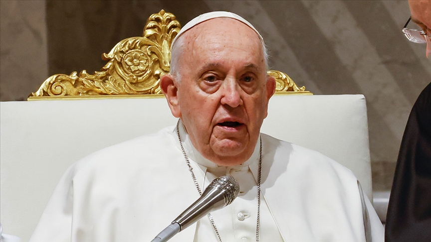 Papa Franciscus: æSilahsız siviller bombalanıyor ve vuruluyor