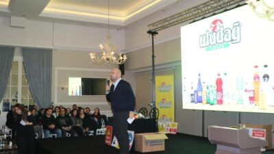 Uludağ İçecek’ten tiyatro tadında ‘İş sağlığı ve güvenliği’ buluşması