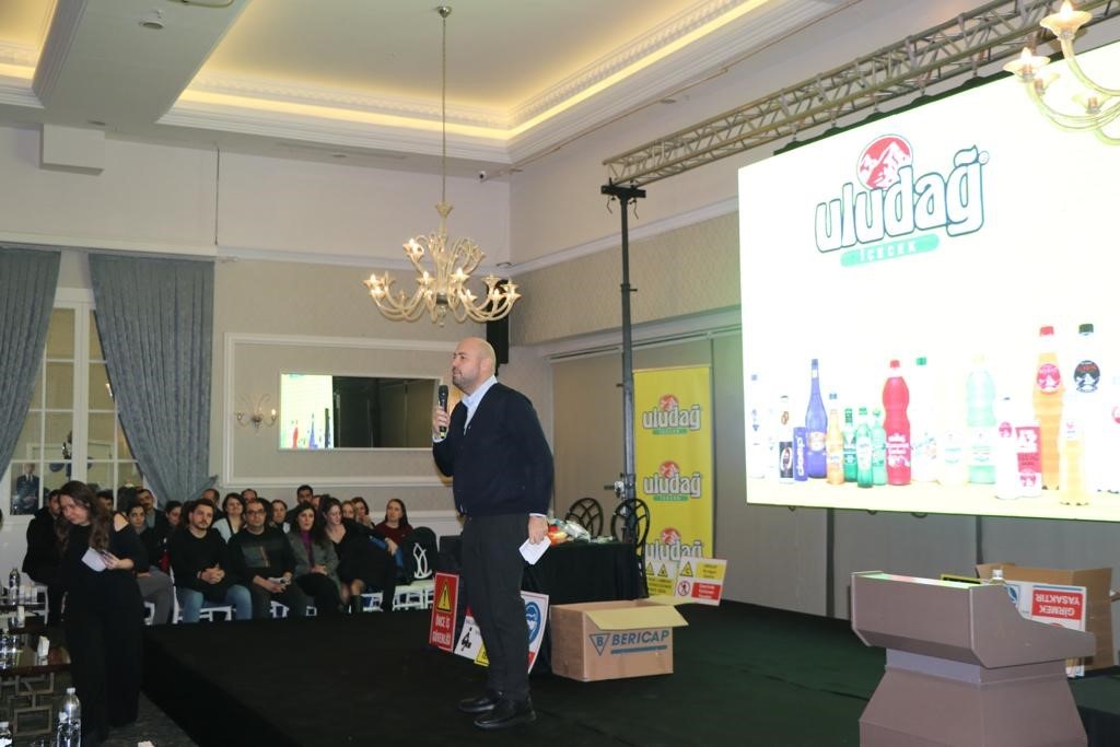 Uludağ İçecek’ten tiyatro tadında ‘İş sağlığı ve güvenliği’ buluşması