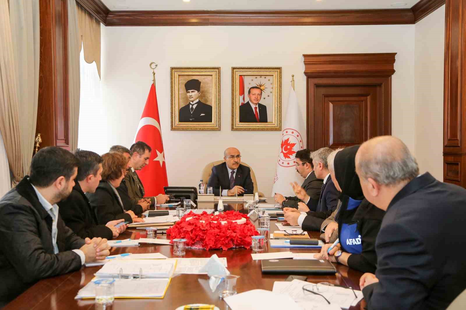 Bursa’da deprem toplantısı! Vali Demirtaş’tan yeni açıklama