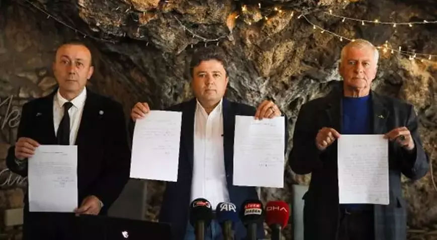 İYİ Parti’de 6 istifa! ‘Seçimden sonra tabela partisi oluruz’