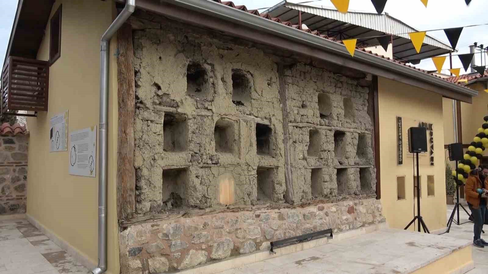 Bursa'da 150 yıllık'Arı Evi' yeni yüzüyle karşınızda! 3 150 yillik ari evi yapilan restorasyonla hayat buldu b46820b