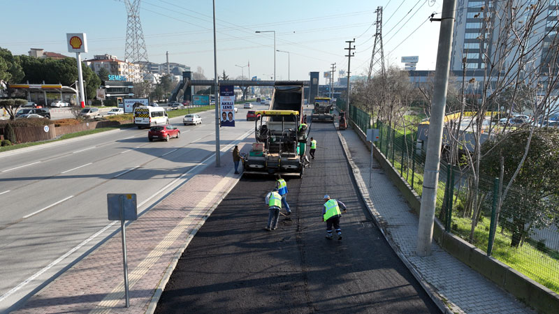 Büyükşehir’den asfalt mesaisi