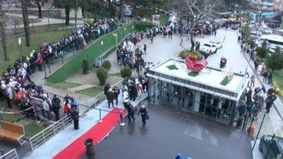 Görüntüler Bursa’dan… 1 kilometre kuyruk oluştu